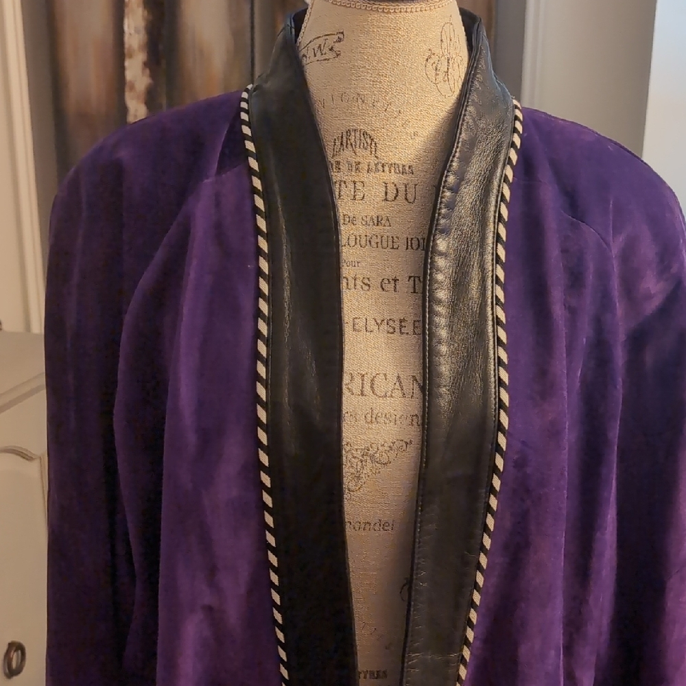 Danier Elegant Purple Jacket with Black Trim P2P 26  Shoulder 21